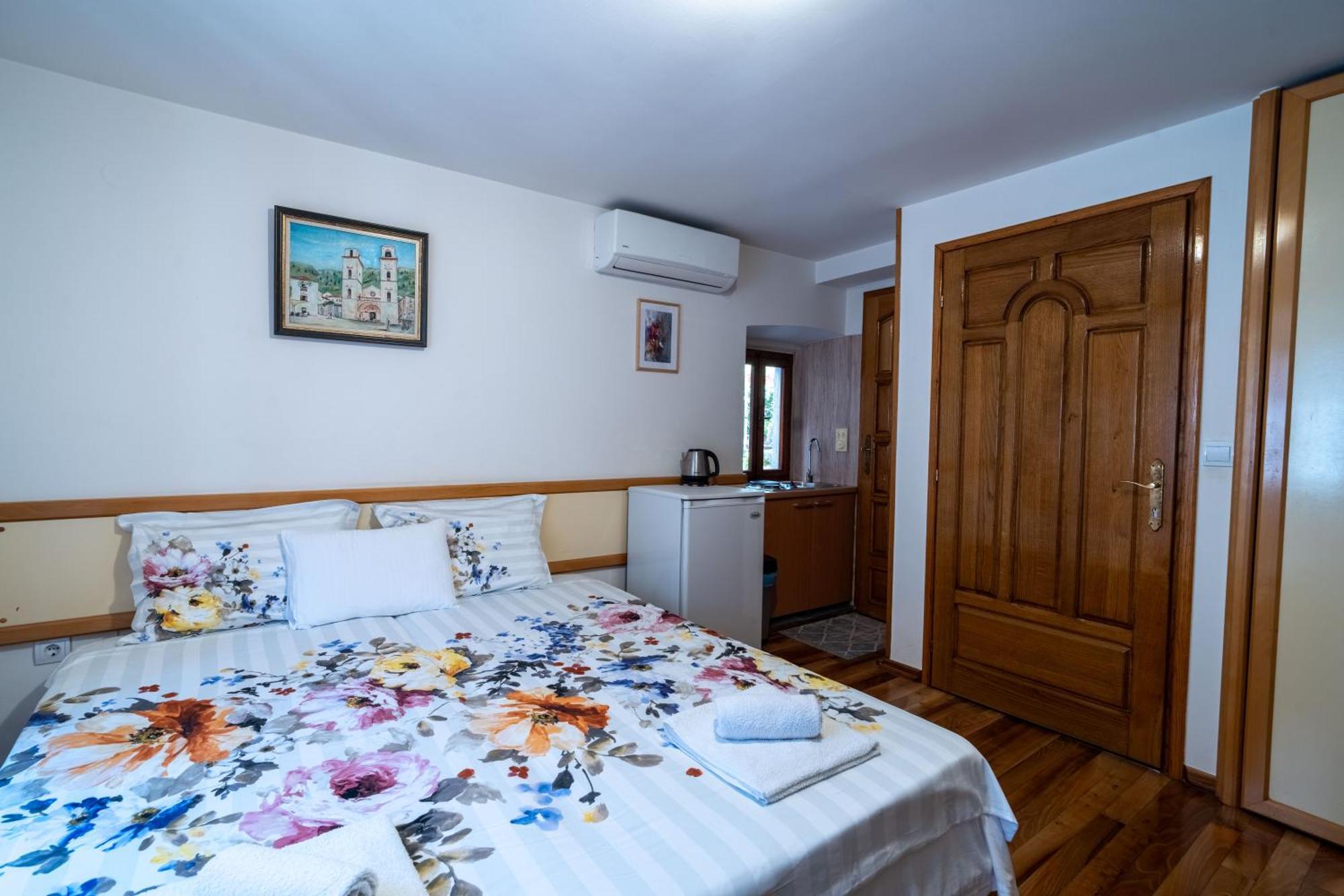 Studios Belvi Kotor Ngoại thất bức ảnh