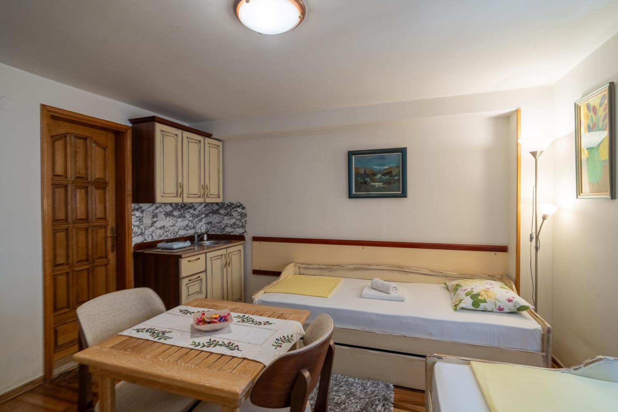 Studios Belvi Kotor Ngoại thất bức ảnh